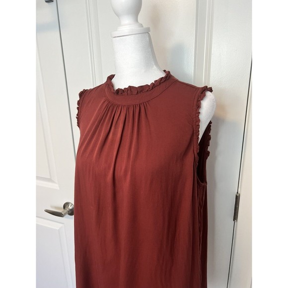 Torrid Women’s Size 1X Rayon Twill Ruffle Trim Mock Neck Tank - Picture 3 of 9